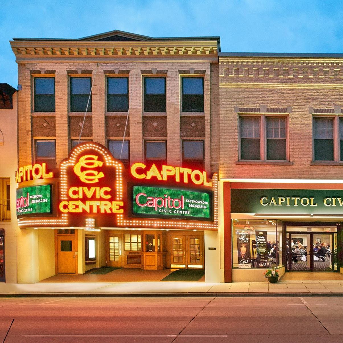 Wildcats Longbranch Saloon building dates to 1850s — Manitowoc